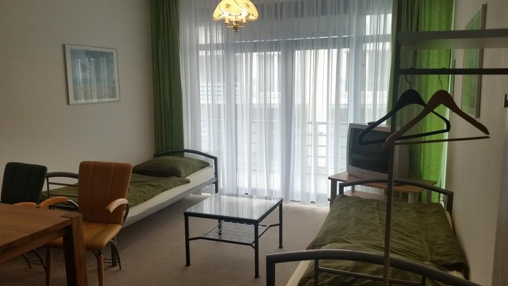 Lut10Her Sky-Fly Hotell Leipzig Rum bild