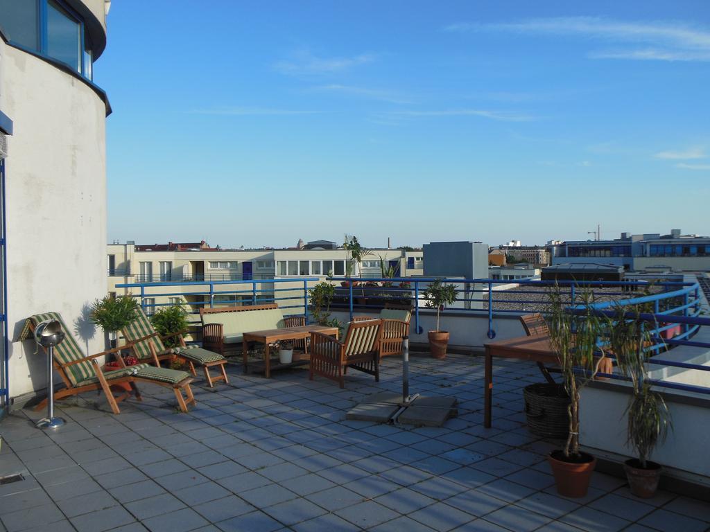 Lut10Her Sky-Fly Hotell Leipzig Exteriör bild
